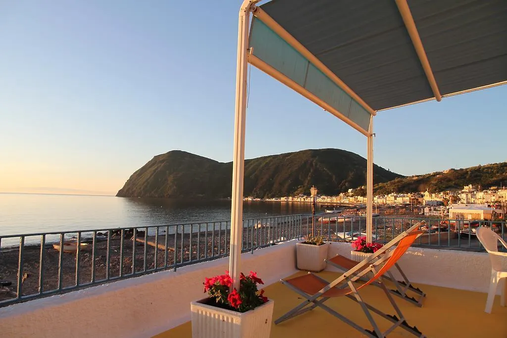 Punta Lena location